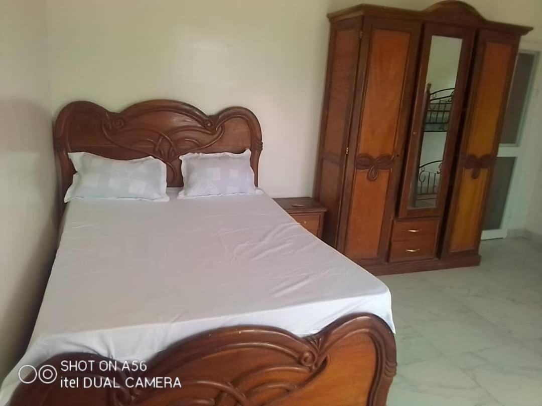 Villa Diambars Sali Tapé Extérieur photo
